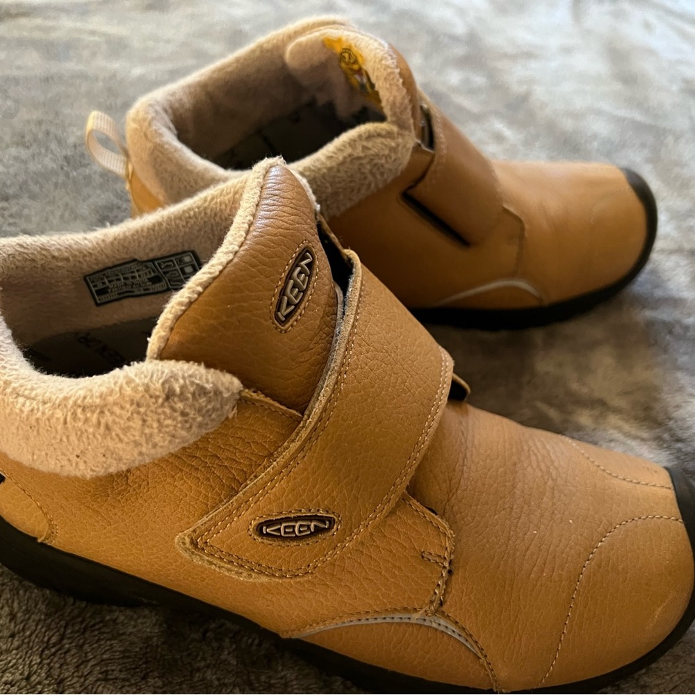 Kids Keen Kootenay leather insulated Boots, size 4 - Picture 3 of 7